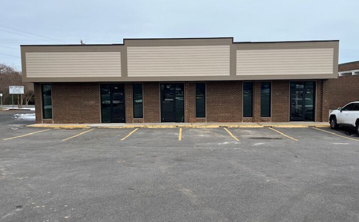 Pictures of Retail, Office property located at Monroe Plaza Shopping Center, Monroe, NC 28110 for lease - image #1