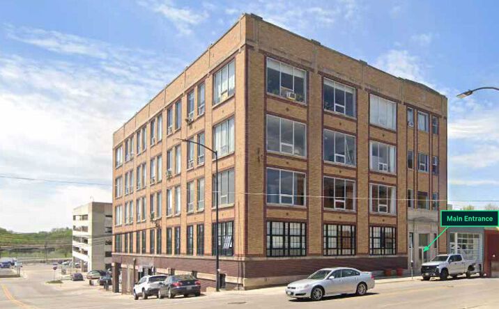Pictures of Retail, Office property located at 304 15th St, Des Moines, IA 50309 for lease - image #1