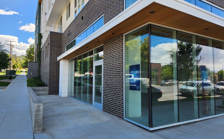 Pictures of Retail, Restaurant property located at 550 N 300 W, Salt Lake City, UT 84103 for lease - image #1