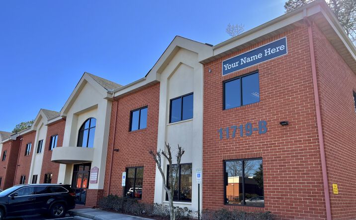 Pictures of Office property located at 11719 Jefferson Ave, Newport News, VA 23606 for lease - image #1