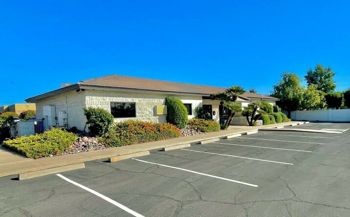 Pictures of Office property located at 14231 N 7th Street, Phoenix, AZ 85022 for lease - image #1