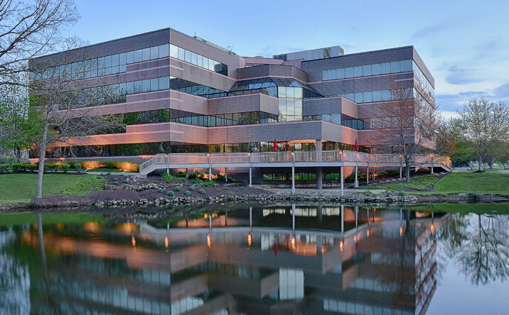 Pictures of Office property located at 4000 Embassy Parkway, Akron, OH 44333 for lease - image #1