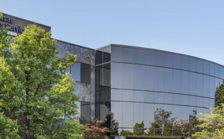 Pictures of Office property located at 7421 W 129th St, Overland Park, KS 66213 for lease - image #1