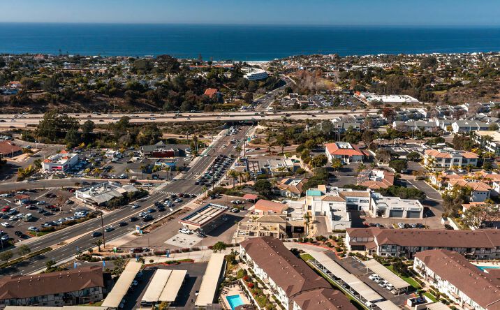 Pictures of Retail, Office, Restaurant property located at 374 Encinitas Blvd, Encinitas, CA 92024 for lease - image #1