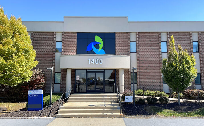 Pictures of Office property located at 1405 N Cedar Crest Blvd, Allentown, PA 18104 for lease - image #1