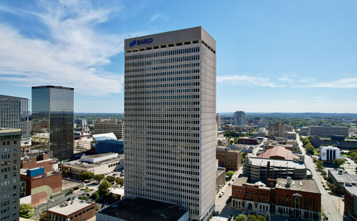 Pictures of Office property located at 500 W Jefferson St, Louisville, KY 40202 for lease - image #1