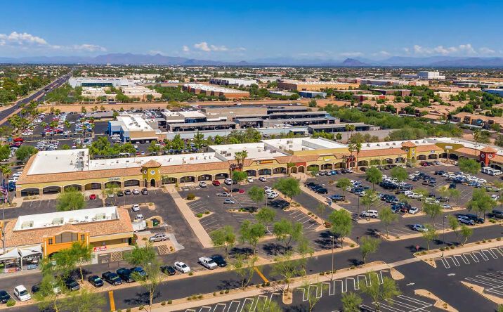 Pictures of Retail property located at 2041-2091 N Arizona Ave, Chandler, AZ 85225 for lease - image #1
