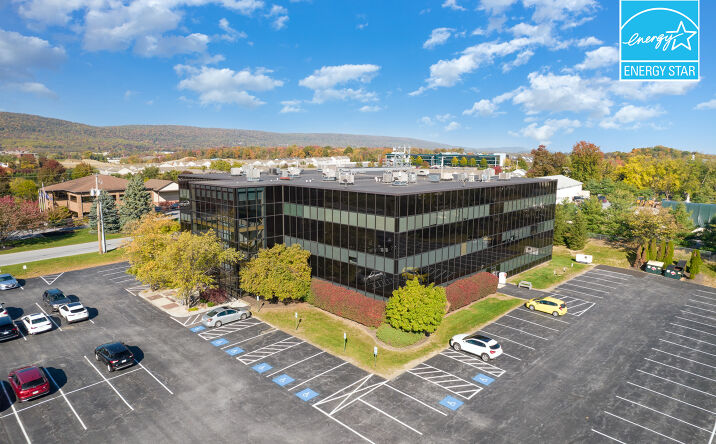 Pictures of Office property located at 3605 Vartan Way, Harrisburg, PA 17110 for lease - image #1