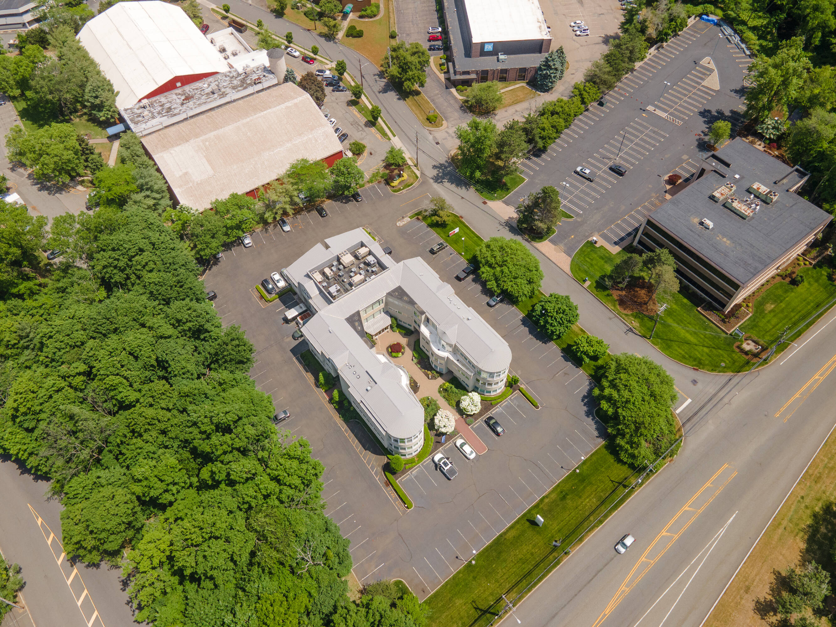 860 Wyckoff Ave, Mahwah, NJ 07430