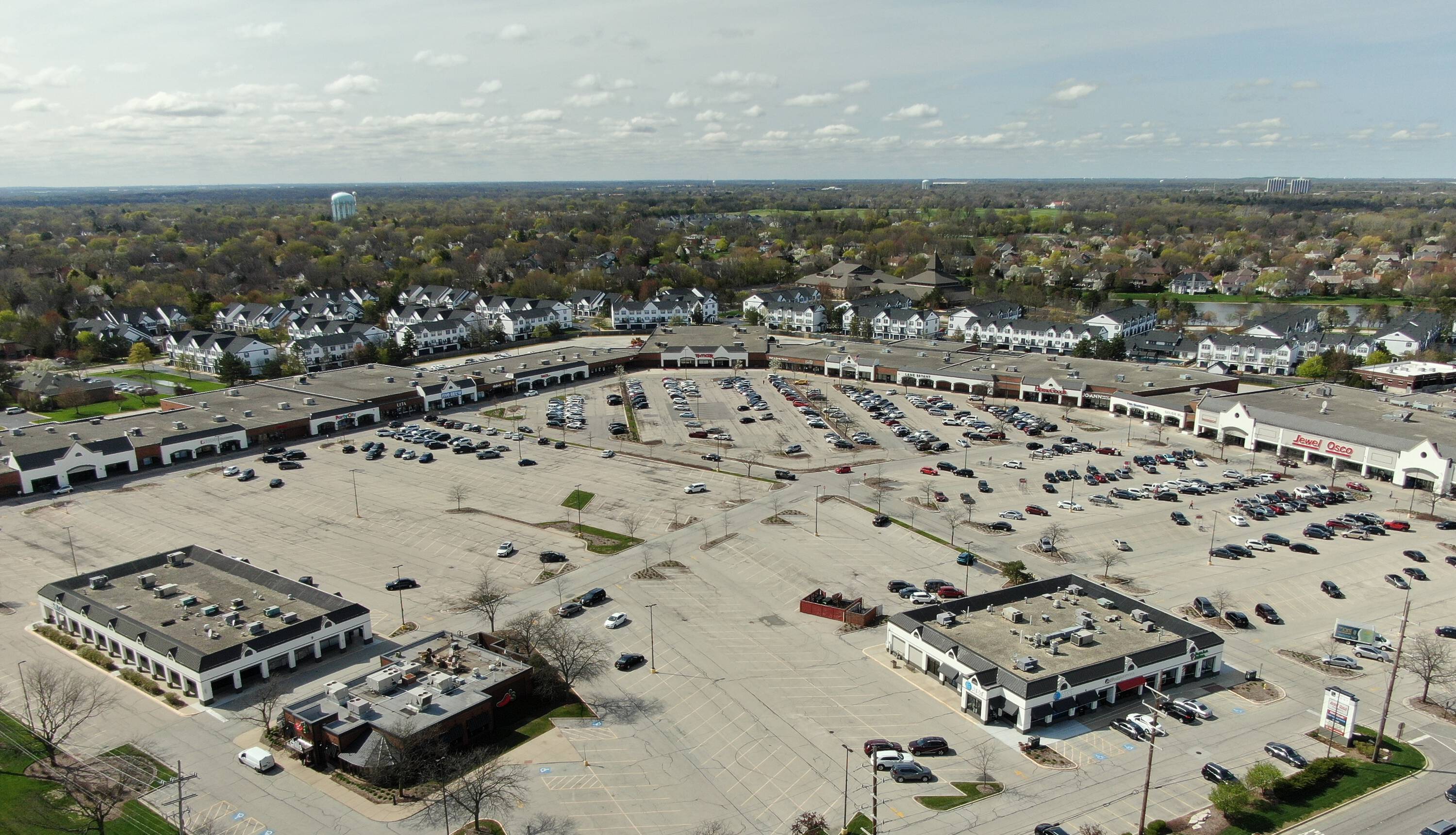 2280 Danada Square W, Wheaton, IL 60189