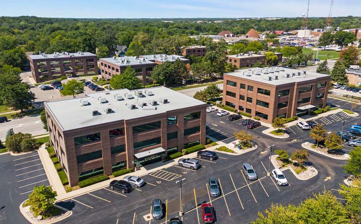 Pictures of Office property located at 290, 300, 301, 310, 311 S. County Farm Road, Wheaton, IL 60187 for lease - image #1