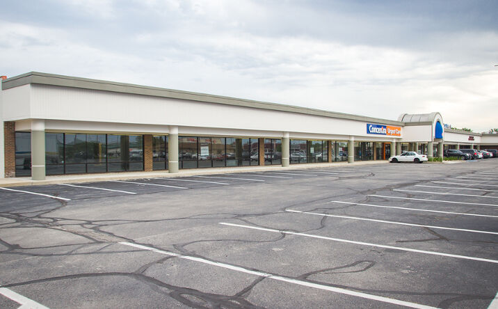 Pictures of Retail, Restaurant property located at 8315 Center Run Dr, Indianapolis, IN 46250 for lease - image #1