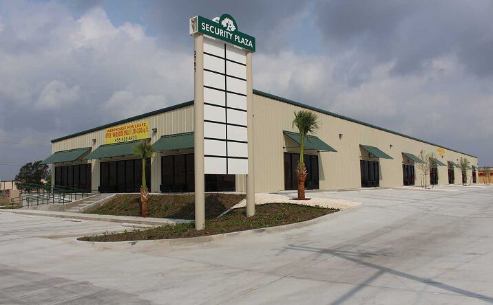 Pictures of Retail, Office, Industrial property located at 3751 E 14th St, Brownsville, TX 78521 for lease - image #1