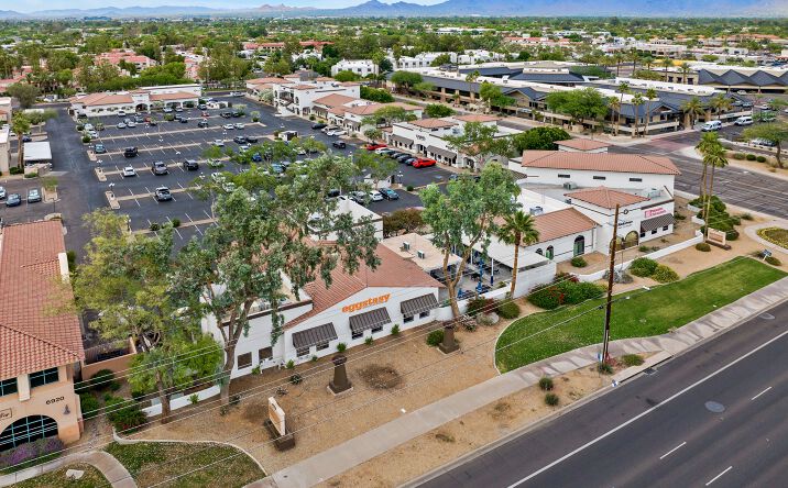 Pictures of Retail property located at 6990 E Shea Blvd, Scottsdale, AZ 85254 for lease - image #1