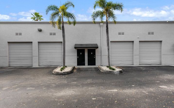 Pictures of Industrial property located at 1011 NW 51st St, Fort Lauderdale, FL 33309 for lease - image #1