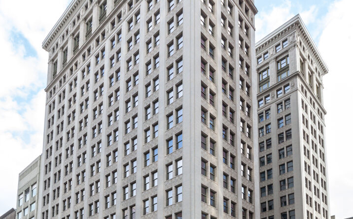 Pictures of Retail, Office property located at 300 N Broadway, St. Louis, MO 63102 for lease - image #1