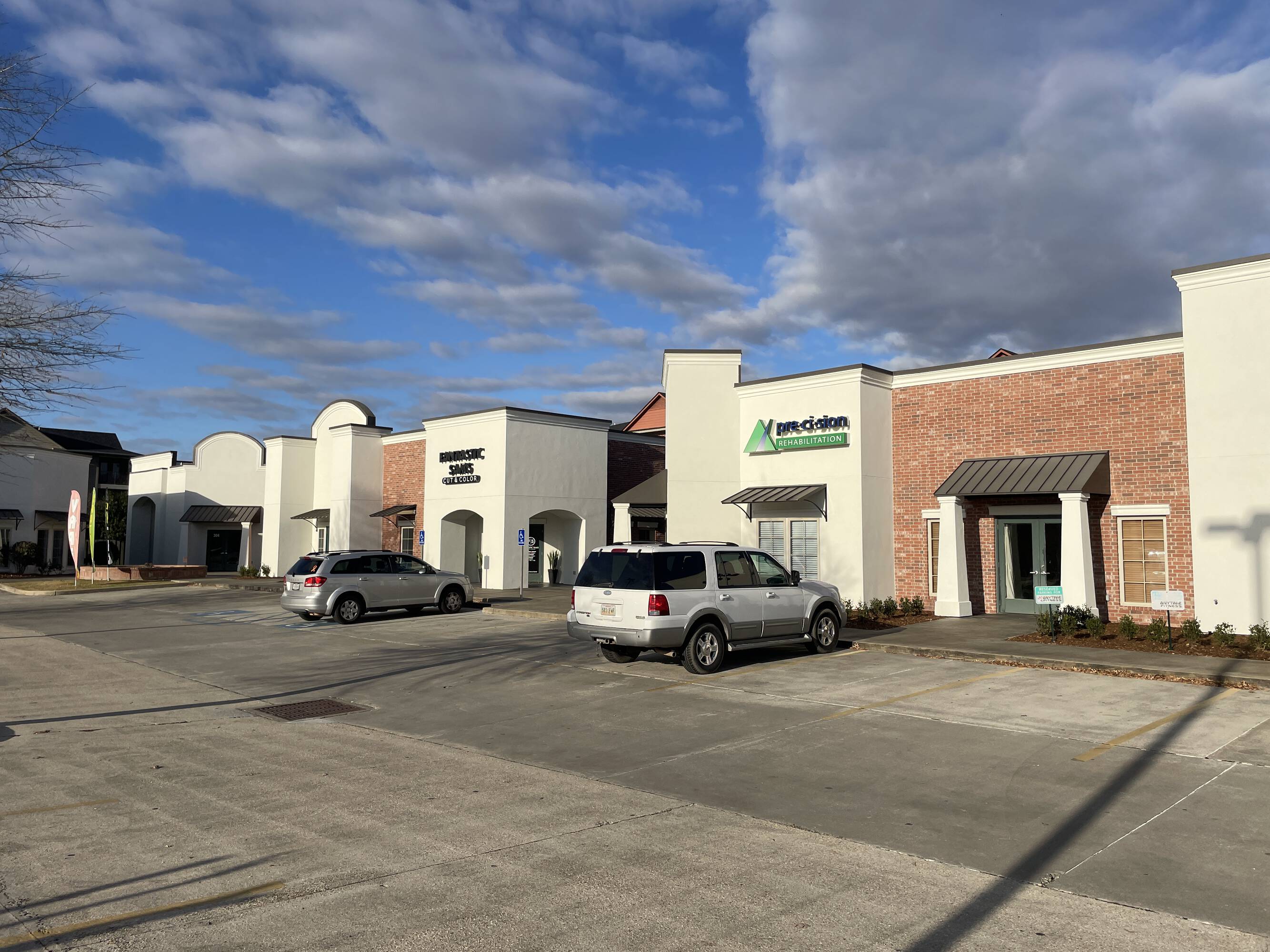 3524 Kaliste Saloom Road, Lafayette, LA 70508