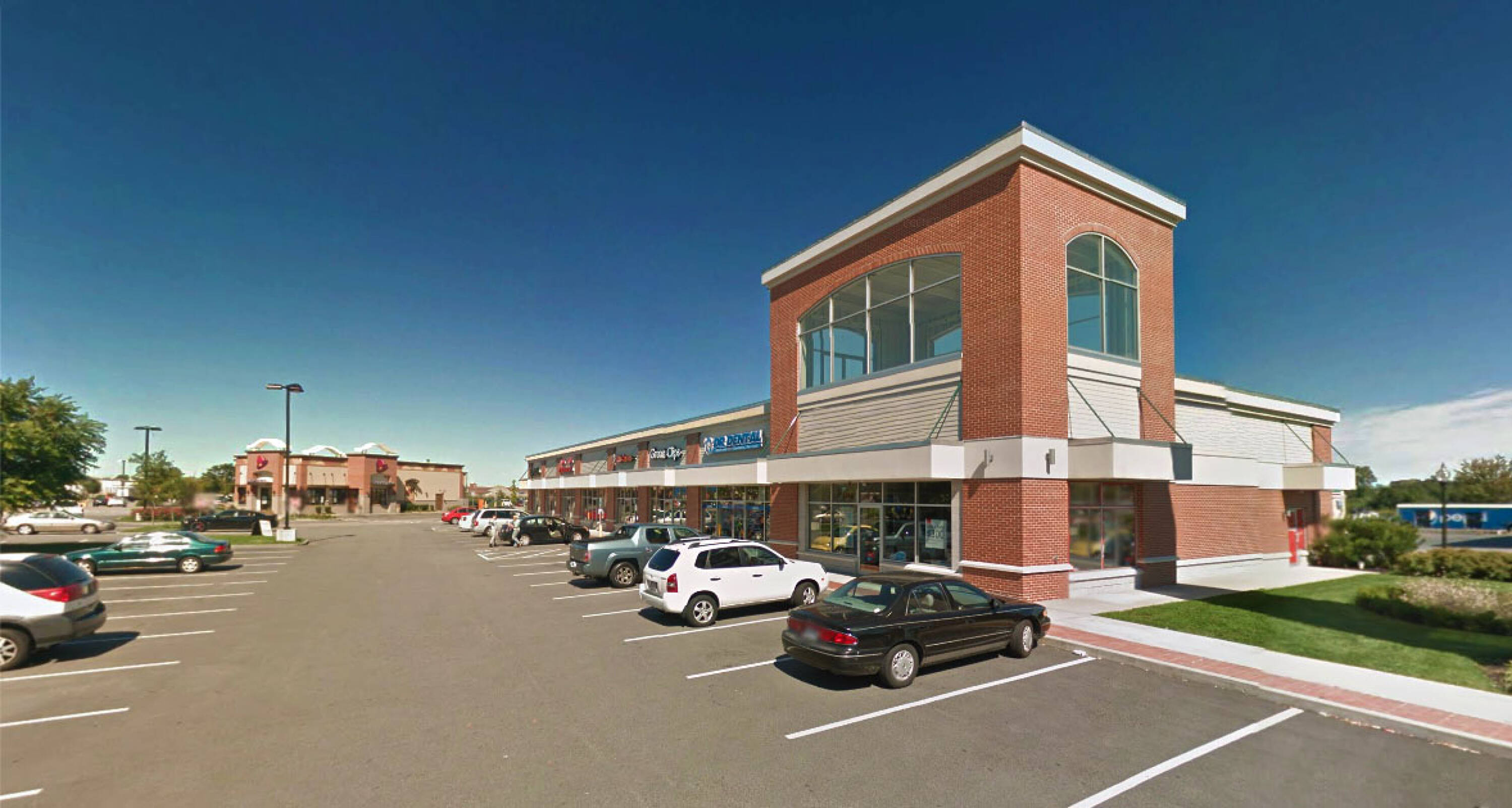 81119 Coggeshall Street, New Bedford, MA 02746