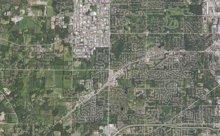 Pictures of Industrial property located at 5333- 5349 S. Emmer Drive, New Berlin, WI 53151 for lease - image #1
