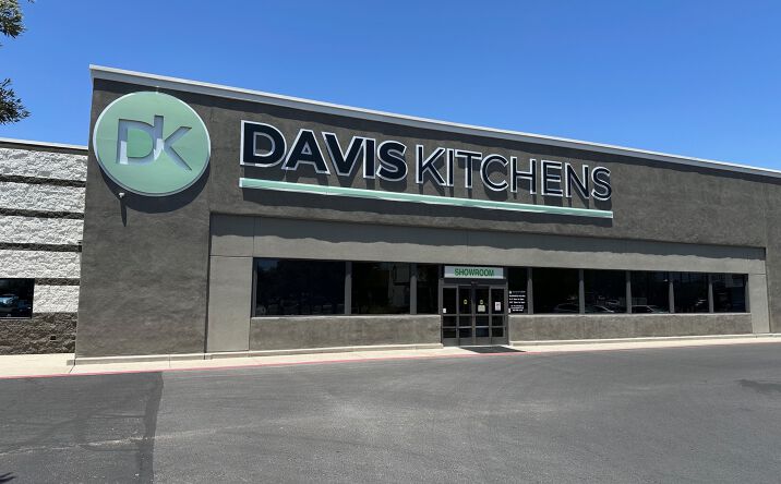 Pictures of Retail property located at 5355 E Broadway Blvd, Tucson, AZ 85711 for lease - image #1