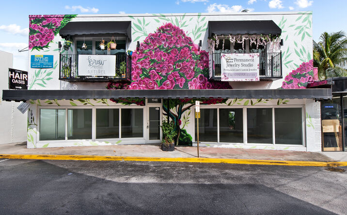 Pictures of Office property located at 1948 E Sunrise Blvd, Fort Lauderdale, FL 33304 for lease - image #1