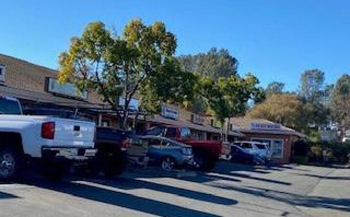 Pictures of Retail, Office property located at 11942 Masters Ct, Auburn, CA 95603 for lease - image #1