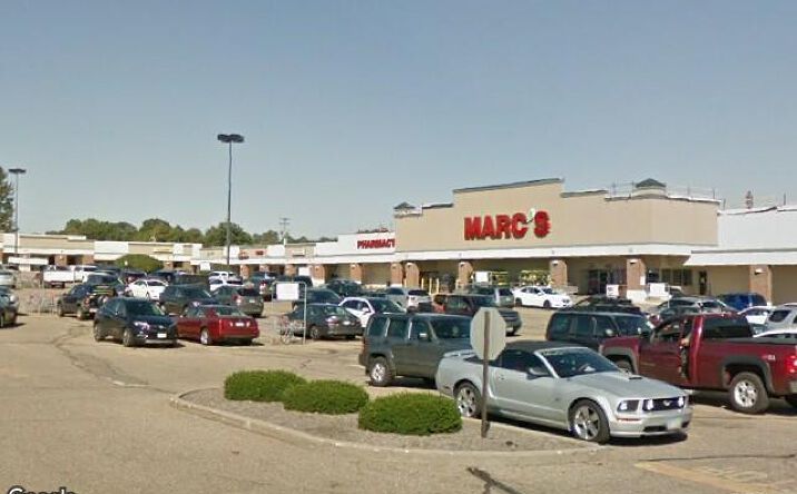 Pictures of Retail, Restaurant property located at 1664 N Main St, North Canton, OH 44720 for lease - image #1
