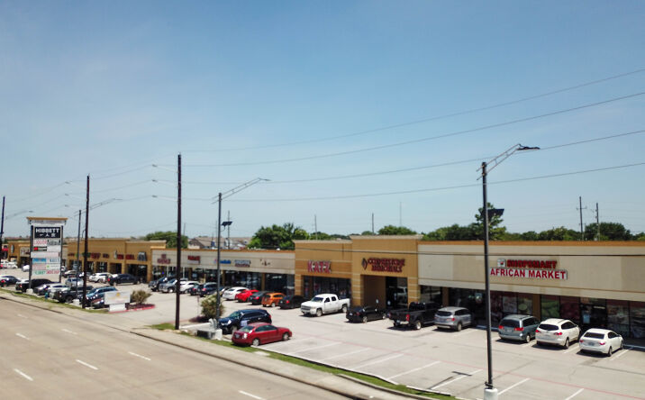 Pictures of Retail property located at 12805 Westheimer Rd, Houston, TX 77077 for lease - image #1
