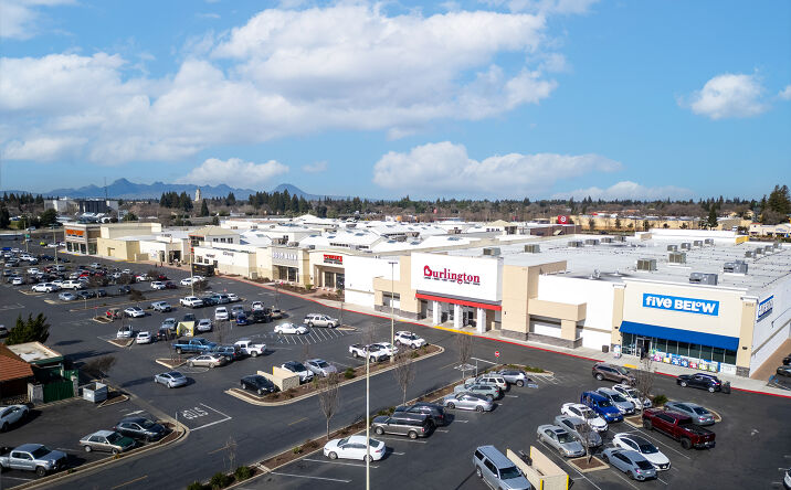 Pictures of Retail property located at 1215 Colusa Ave, Yuba City, CA 95991 for lease - image #1