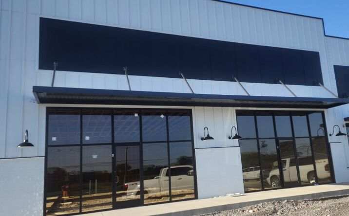 Pictures of Retail, Restaurant, Office property located at 970 Tiny Town Rd, Clarksville, TN 37042 for lease - image #1