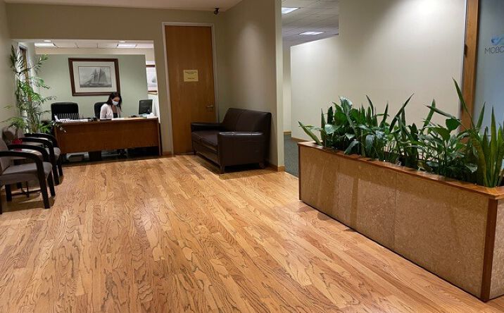 Pictures of Office property located at 2530 Wilshire Blvd, Santa Monica, CA 90403 for lease - image #1