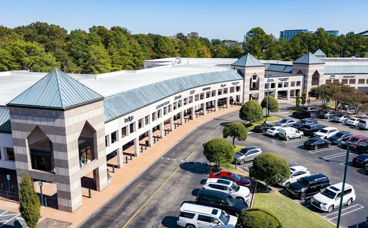 Pictures of Retail property located at 6150 Poplar Ave, Memphis, TN 38120 for lease - image #1
