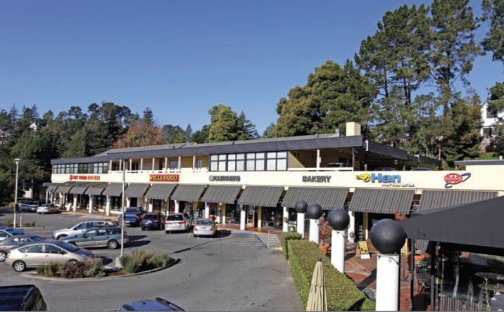 Pictures of Retail, Office, Restaurant property located at 2220 Mountain Blvd, Oakland, CA 94611 for lease - image #1