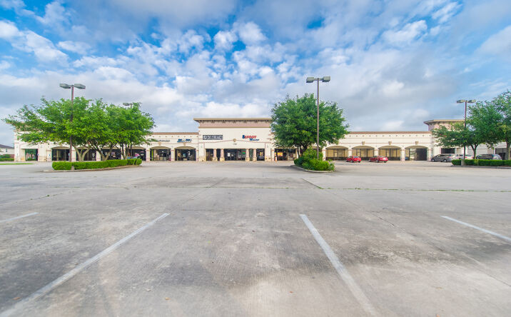 Pictures of Retail, Office property located at 1720-1730 B F Terry Blvd, Rosenberg, TX 77471 for lease - image #1