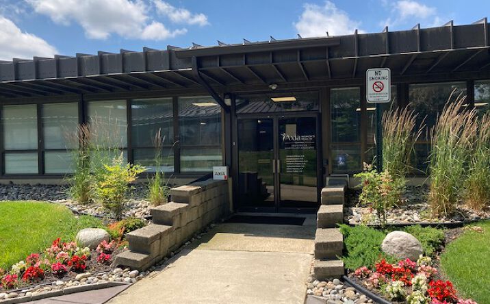 Pictures of Office property located at 1012 Laurel Oak Rd, Voorhees Township, NJ 08043 for lease - image #1