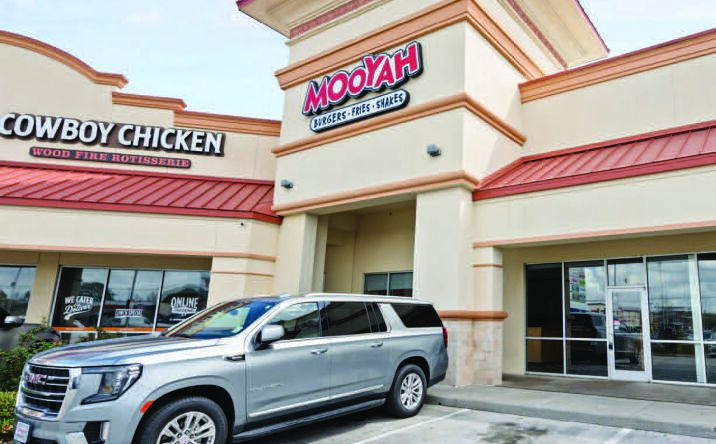 Pictures of Retail property located at 6555 Siegen Ln, Baton Rouge, LA 70809 for lease - image #1