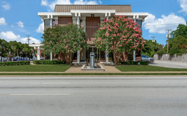 Pictures of Retail, Office property located at 1350 N Buckner Blvd, Dallas, TX 75218 for lease - image #1