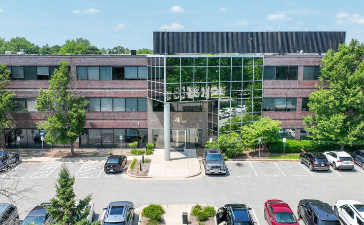Pictures of Office property located at 245 S Executive Dr, Brookfield, WI 53005 for lease - image #1