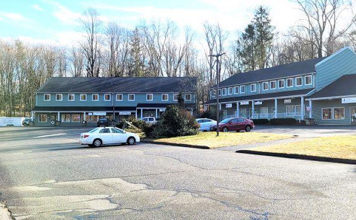 Pictures of Office property located at 1255 Middlebury Rd, Middlebury, CT 06762 for lease - image #1