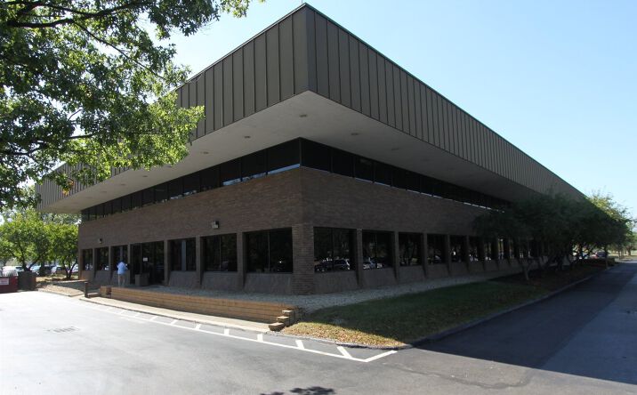 Pictures of Office property located at 6460 Busch Blvd, Columbus, OH 43229 for lease - image #1