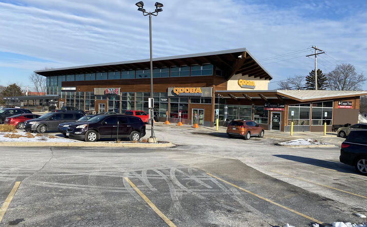 Pictures of Retail, Restaurant property located at 418 N Mayfair Rd, Wauwatosa, WI 53226 for lease - image #1