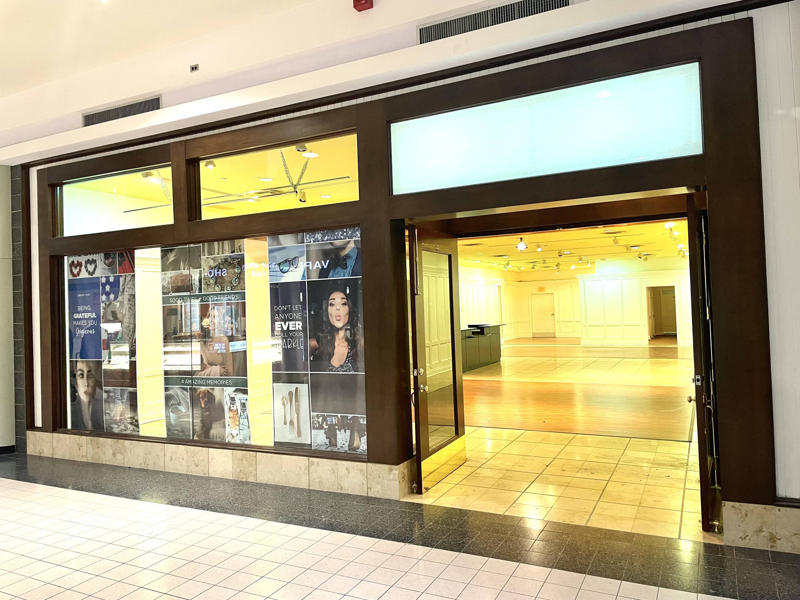 2899 Whiteford Rd, York, PA 17402