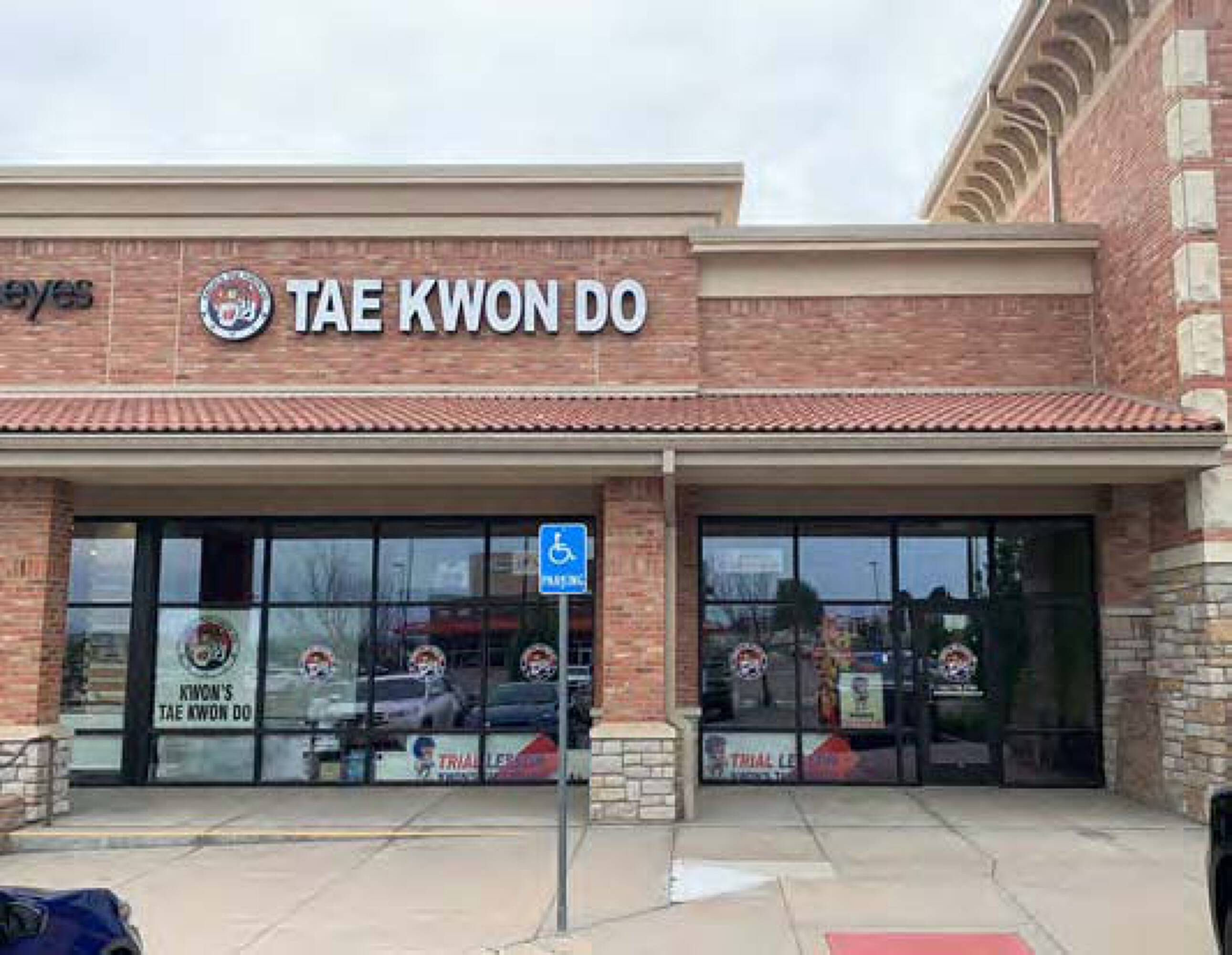 12311 Pine Bluffs Way, Parker, CO 80134