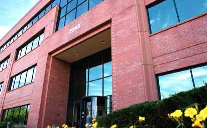Pictures of Office property located at 2250 Point Blvd, Elgin, IL 60123 for lease - image #1