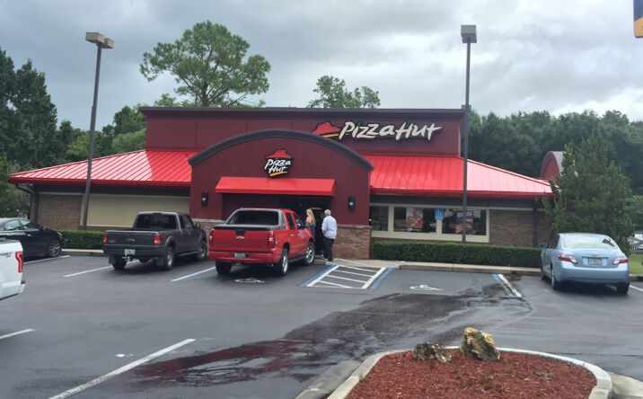 Pictures of Restaurant property located at 15947 NW US Hwy 441, Alachua, FL 32615 for lease - image #1