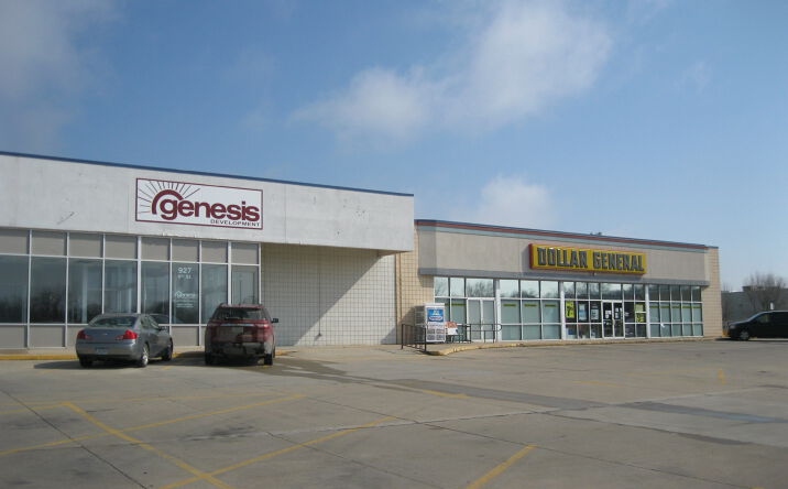 Pictures of Office, Retail, Special Purpose property located at 927 8th St, Boone, IA 50036 for lease - image #1