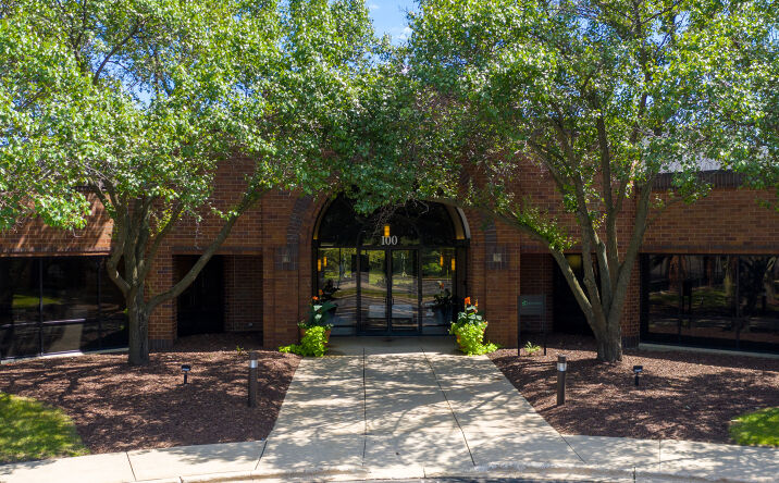 Pictures of Office property located at 100 N Corporate Dr, Brookfield, WI 53045 for lease - image #1