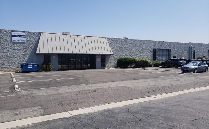 Pictures of Industrial property located at 6934-B Tujunga Ave, North Hollywood, CA 91605 for lease - image #1