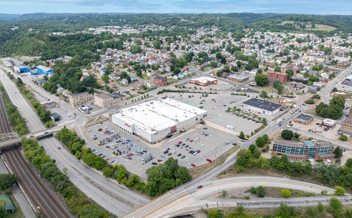 Pictures of Retail property located at 111 W Madison St, Rochester, PA 15074 for lease - image #1