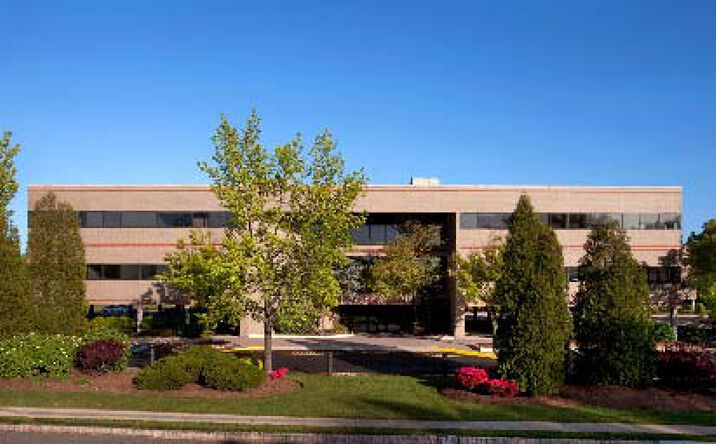 Pictures of Office property located at 1460-1480 U.S Highway 9 N Woodbridge, Woodbridge Township, NJ 08830 for lease - image #1
